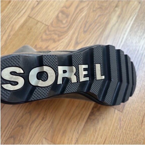 Sorel Joan Arctic Wedge Waterproof Ankle Boots Leather Lug Sole Gray Size 10 - Picture 10 of 15